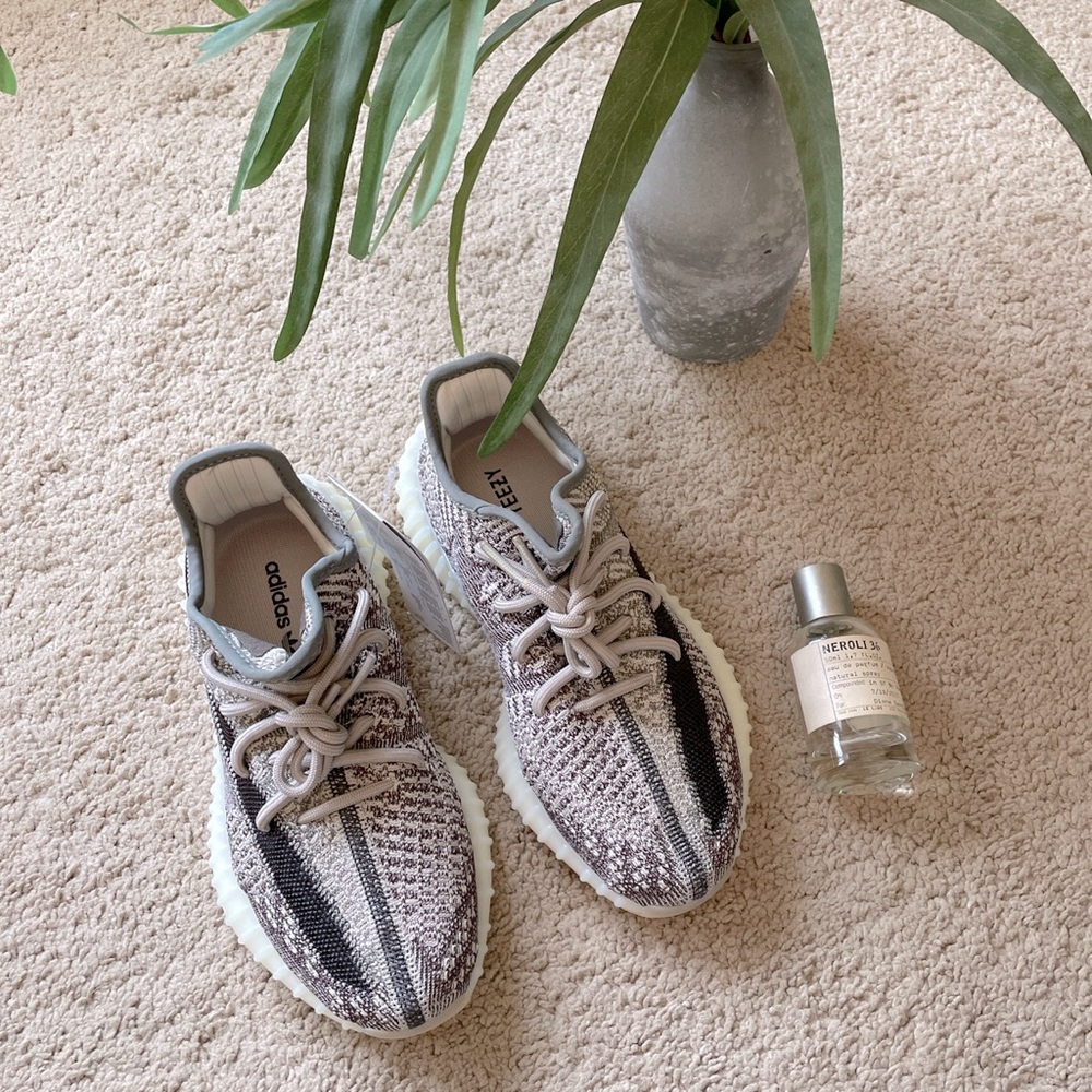 Adidas Yeezy Boost V2 Zyon sneakers size 4.5 NWT